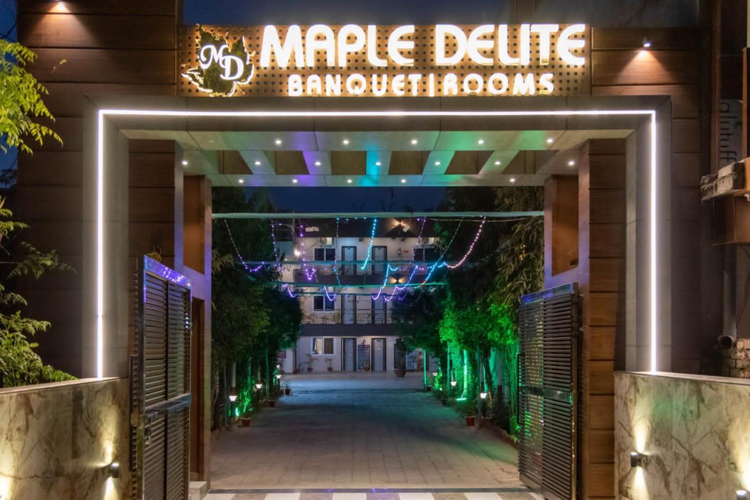 ホテル Maple Delite ラクナウ エクステリア 写真